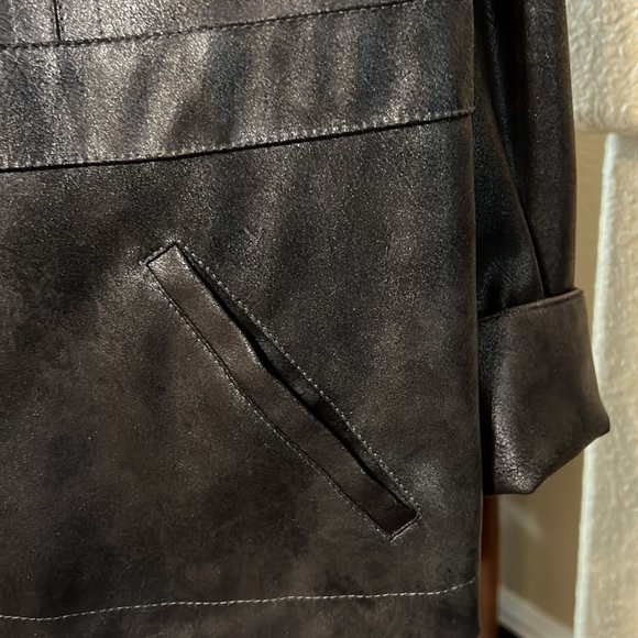 Chico’s Jacket. - Picture 4 of 7